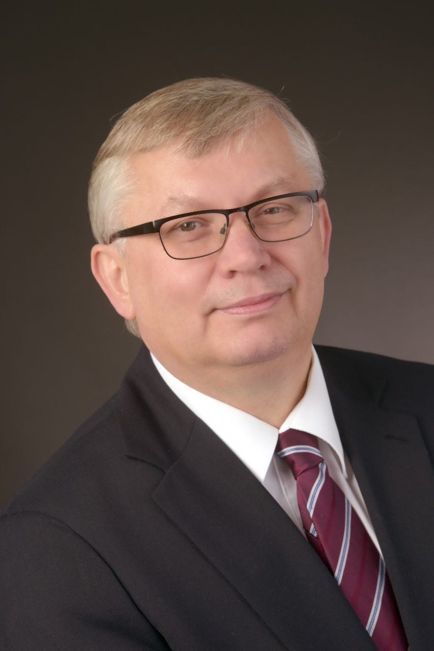 Hon.-Prof. Dr. Dirk Looschelders 